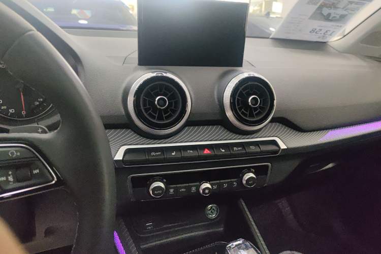 Used Audi Q2L 2023 35TFSI Fashion Dynamic Model Audio And AC Panel