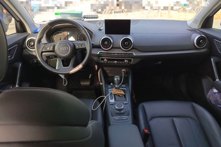 Used Audi Q2L 2023 35TFSI Fashion Dynamic Model Center Console