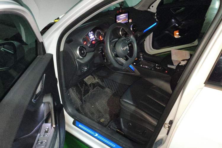 Used Audi Q2L 2023 35TFSI Fashion Dynamic Model Driver Seat
