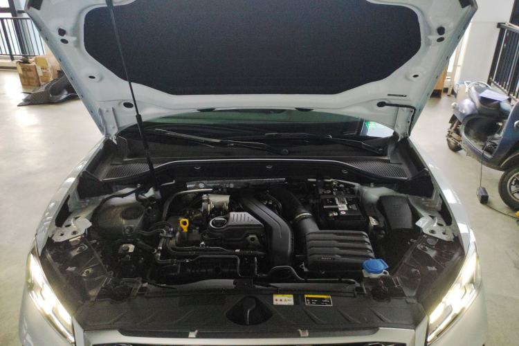 Used Audi Q2L 2023 35TFSI Fashion Dynamic Model Engine Bay