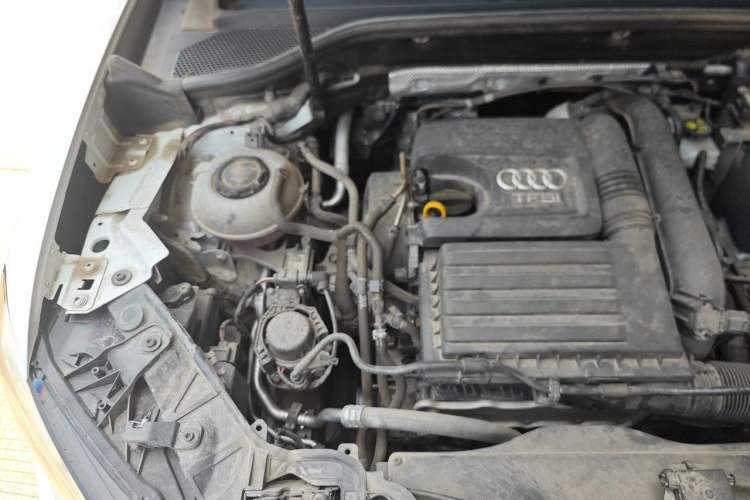 Used Audi Q2L 2023 35TFSI Fashion Dynamic Model Engine Bay Right