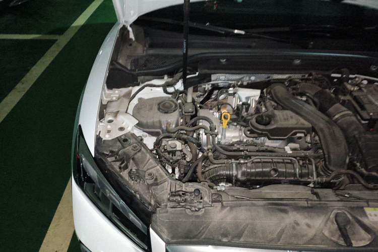 Used Audi Q2L 2023 35TFSI Fashion Dynamic Model Engine Bay Right