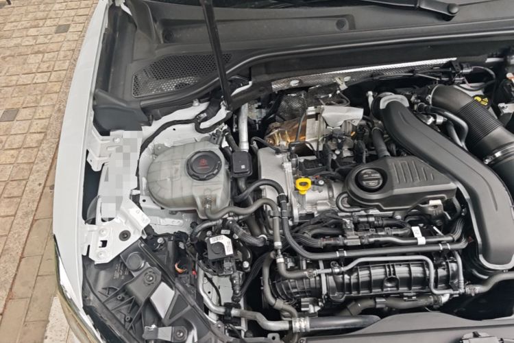 Used Audi Q2L 2023 35TFSI Advanced Elegant Model Engine Bay Right