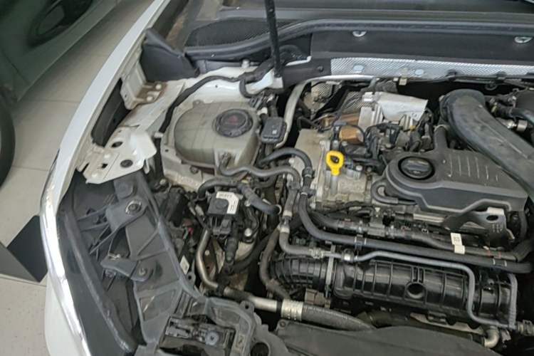 Used Audi Q2L 2023 35TFSI Fashion Dynamic Model Engine Bay Right