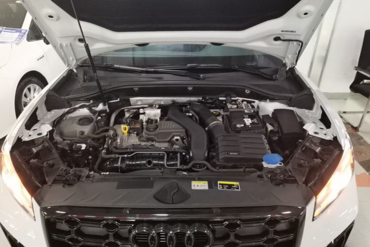 Used Audi Q2L 2023 35TFSI Luxury Dynamic Model Engine Bay