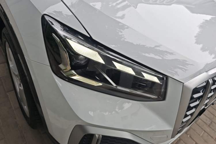 Used Audi Q2L 2023 35TFSI Advanced Elegant Model Exterior 3