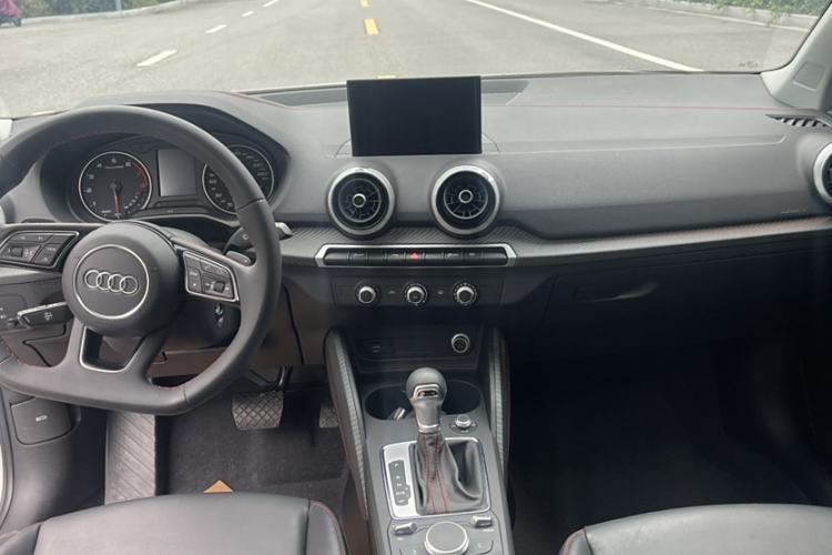 Used Audi Q2L 2023 35TFSI Progressive Dynamic Edition Exterior 4