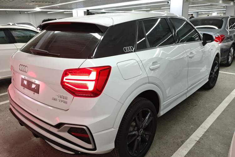 Used Audi Q2L 2023 35TFSI Progressive Dynamic Edition Exterior 5