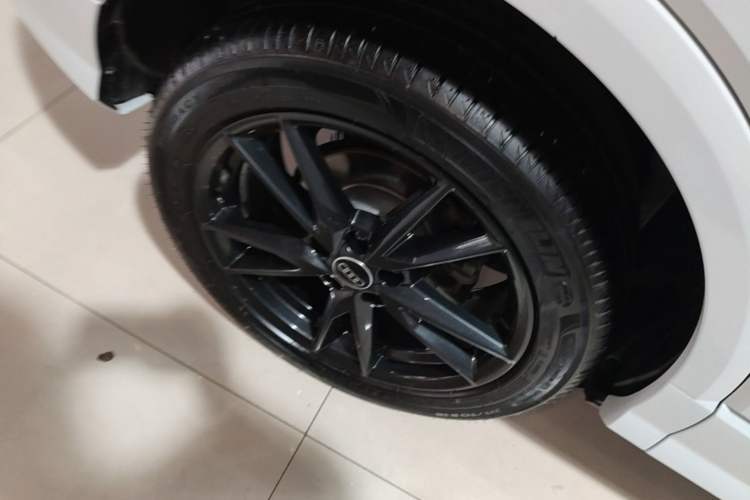 Used Audi Q2L 2023 35TFSI Progressive Dynamic Edition Exterior 5