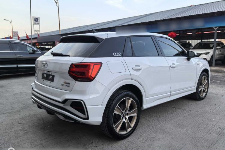 Used Audi Q2L 2023 35TFSI Fashion Dynamic Model Exterior 5