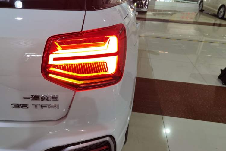 Used Audi Q2L 2023 35TFSI Progressive Dynamic Edition Exterior 6