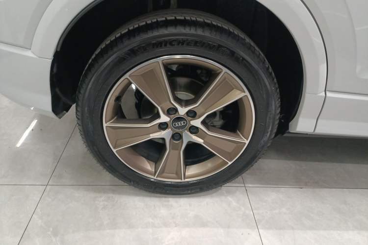 Used Audi Q2L 2023 35TFSI Fashion Dynamic Model Exterior 8