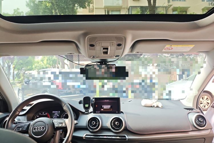 Used Audi Q2L 2023 35TFSI Progressive Dynamic Edition Headliner