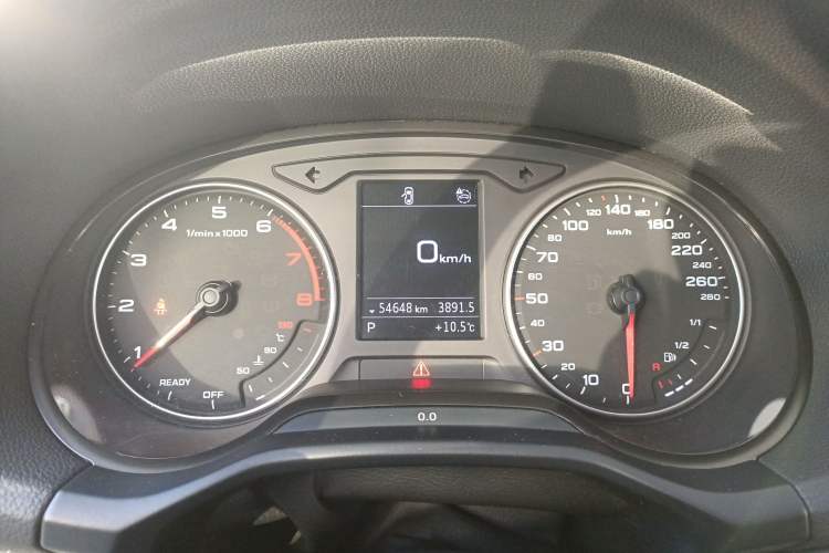Used Audi Q2L 2023 35TFSI Progressive Dynamic Edition Instrument Cluster