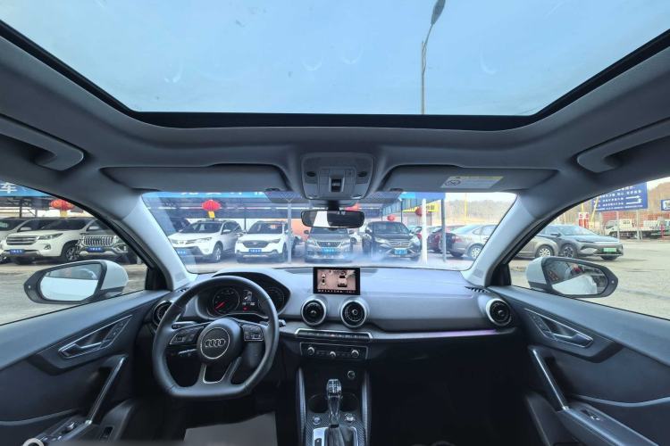 Used Audi Q2L 2023 35TFSI Fashion Dynamic Model Interior 1