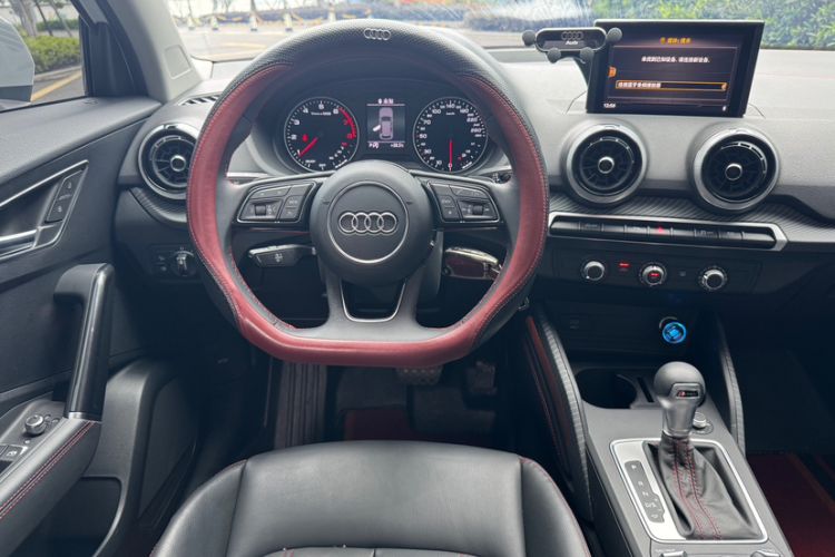 Used Audi Q2L 2023 35TFSI Progressive Dynamic Edition Interior 2