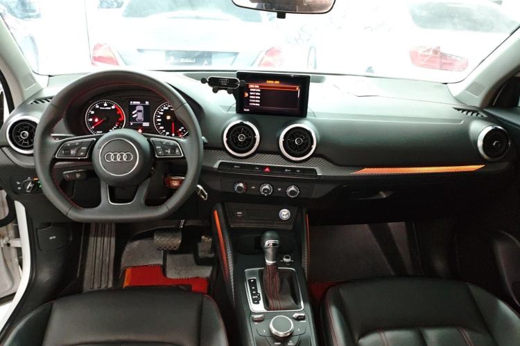 Used Audi Q2L 2023 35TFSI Progressive Dynamic Edition Interior 2