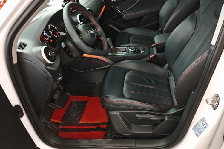 Used Audi Q2L 2023 35TFSI Progressive Dynamic Edition Left Front Seat