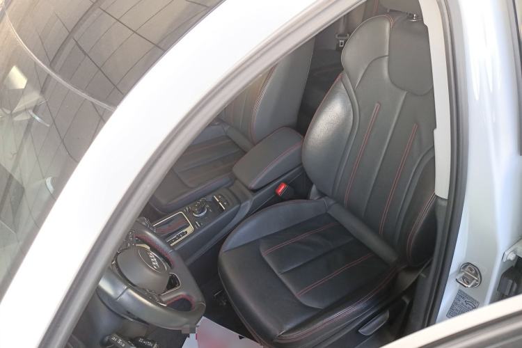 Used Audi Q2L 2023 35TFSI Progressive Dynamic Edition Left Front Seat