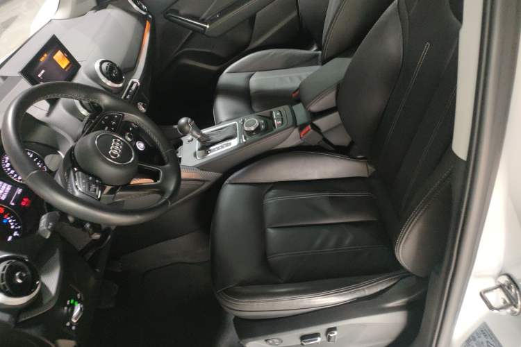 Used Audi Q2L 2023 35TFSI Advanced Elegant Model Left Front Seat