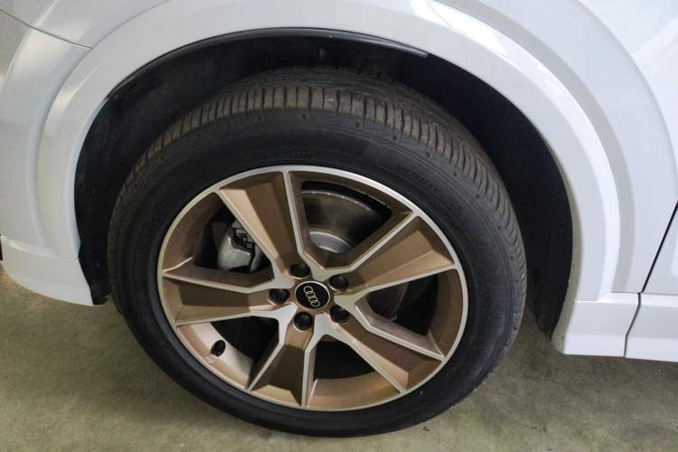 Used Audi Q2L 2023 35TFSI Fashion Dynamic Model Left Front Wheel Hub