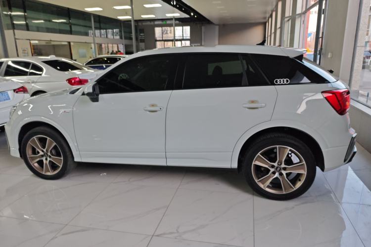 Used Audi Q2L 2023 35TFSI Fashion Dynamic Model Left Side