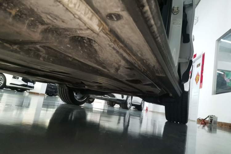 Used Audi Q2L 2023 35TFSI Luxury Dynamic Edition Left Side Sill