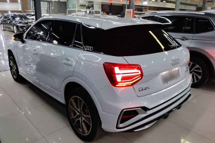 Used Audi Q2L 2023 35TFSI Fashion Dynamic Model Rear Left 45 Deg