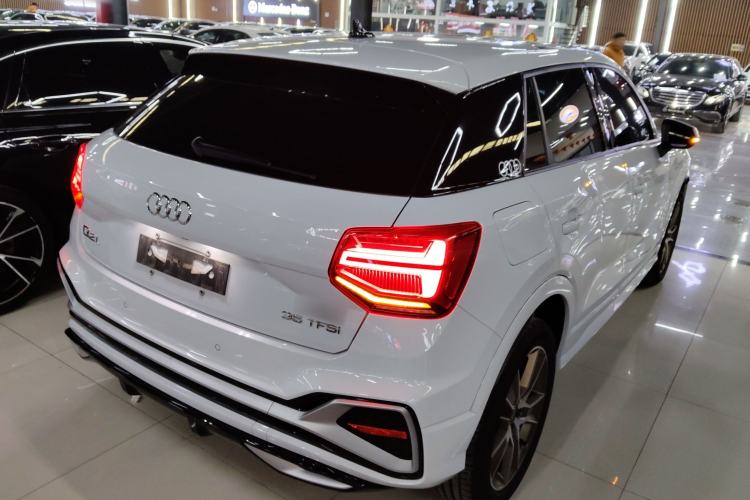 Used Audi Q2L 2023 35TFSI Fashion Dynamic Model Rear Right 45 Deg