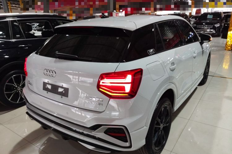 Used Audi Q2L 2023 35TFSI Progressive Dynamic Edition Rear Right 45 Deg