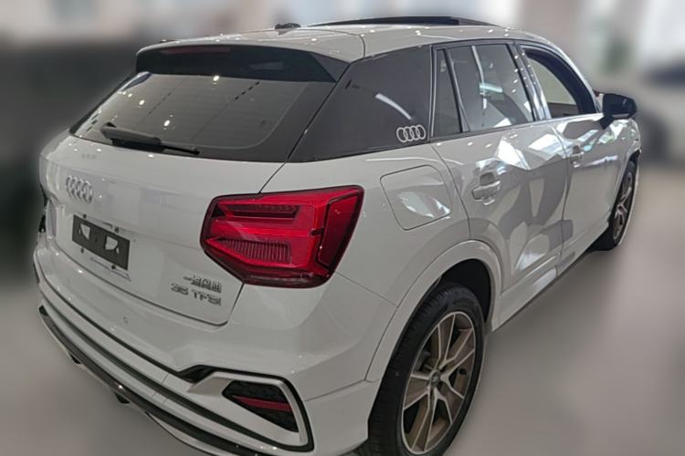Used Audi Q2L 2023 35TFSI Fashion Dynamic Model Rear Right 45 Deg