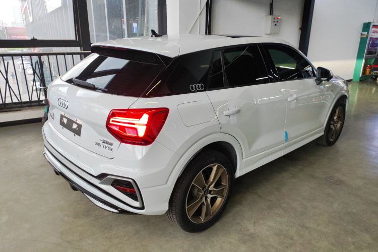 Used Audi Q2L 2023 35TFSI Fashion Dynamic Model Rear Right 45 Deg