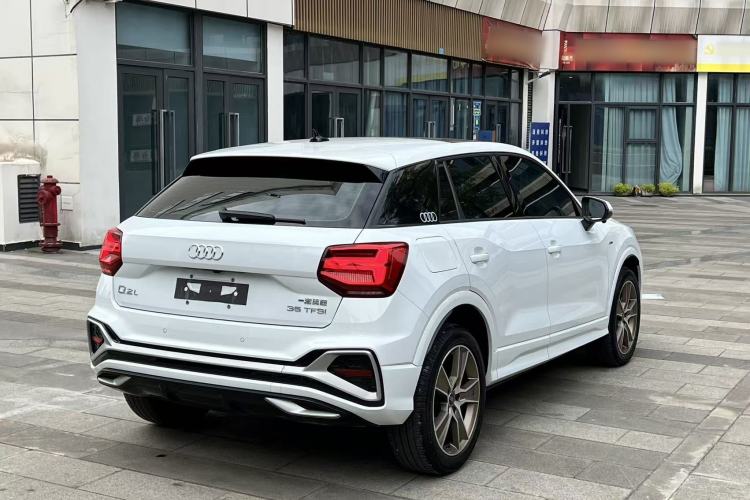 Used Audi Q2L 2023 35TFSI Fashion Dynamic Model Rear Right 45 Deg