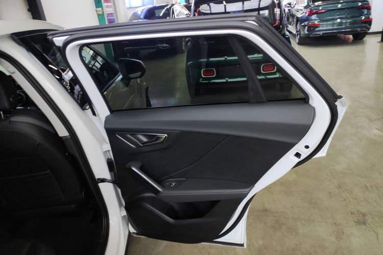 Used Audi Q2L 2023 35TFSI Fashion Dynamic Model Right Rear Door Interior