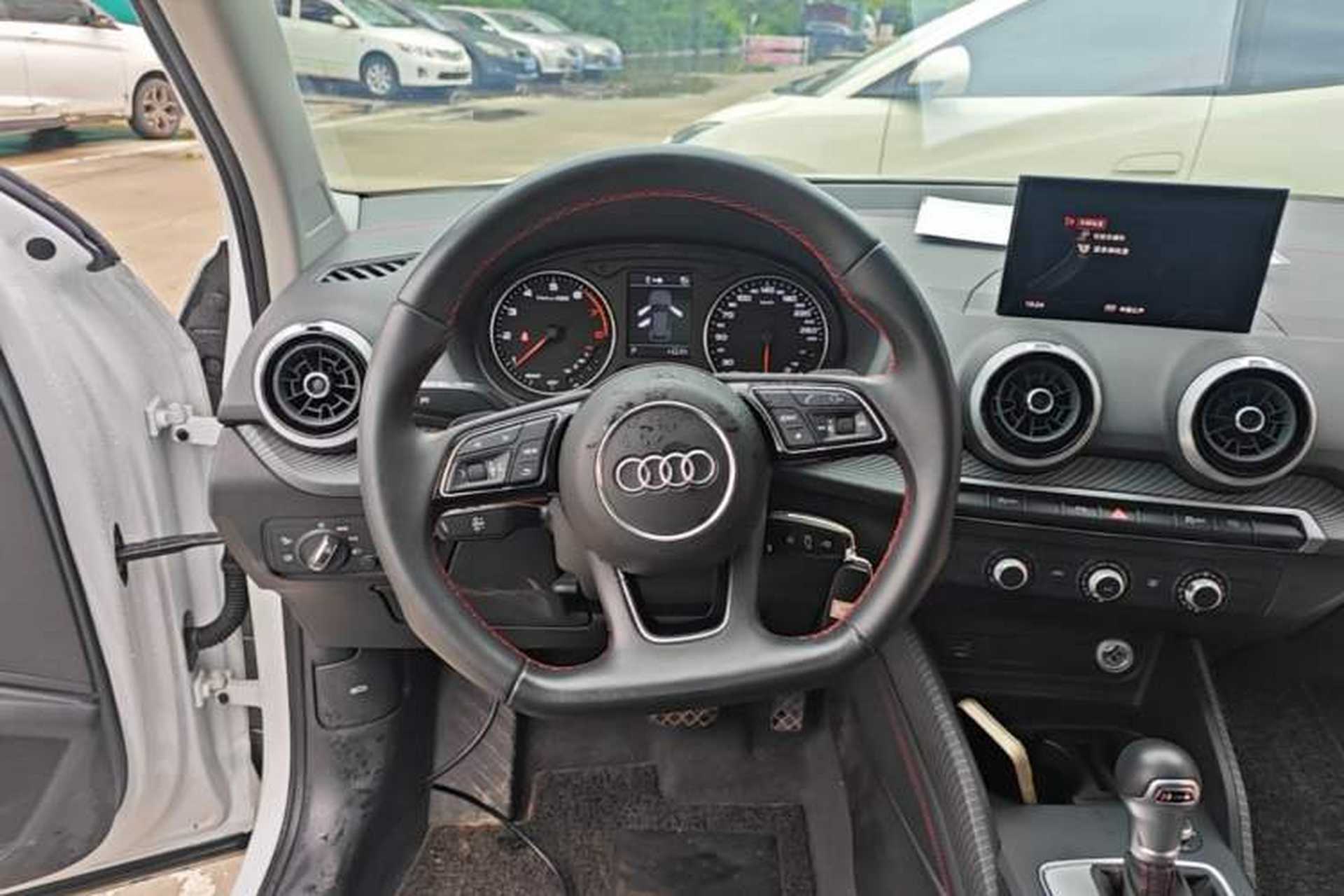Used Audi Q2L 2023 35TFSI Progressive Dynamic Edition Steering Wheel