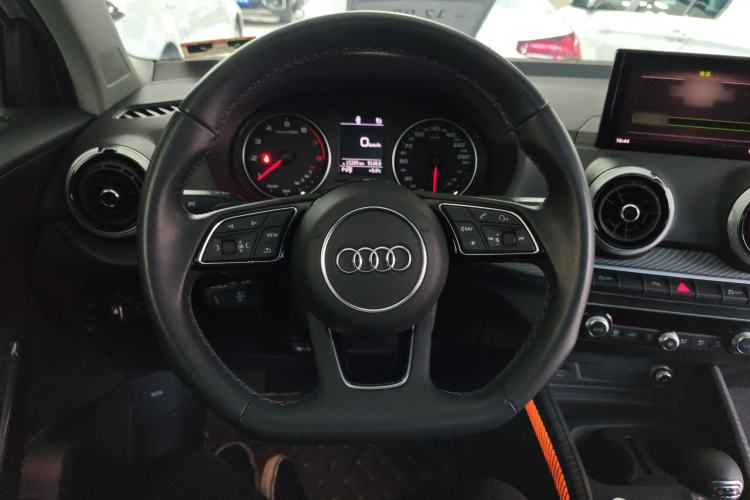 Used Audi Q2L 2023 35TFSI Fashion Dynamic Model Steering Wheel