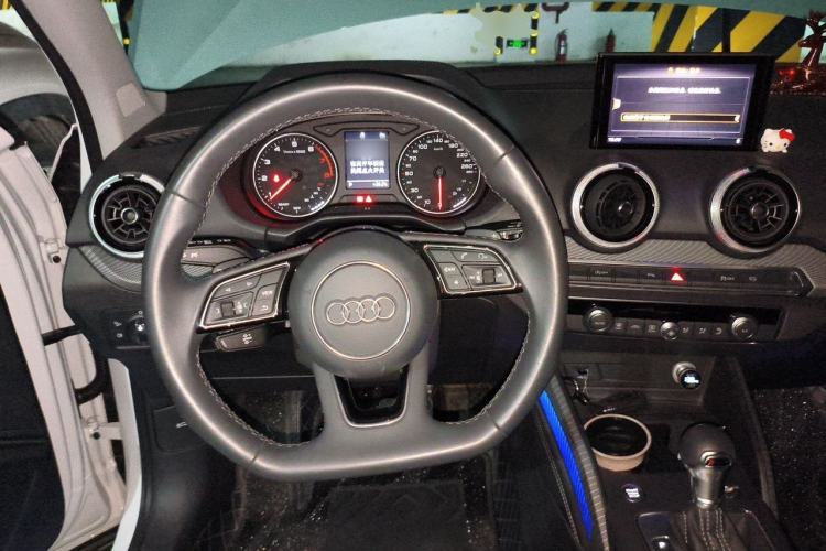 Used Audi Q2L 2023 35TFSI Fashion Dynamic Model Steering Wheel