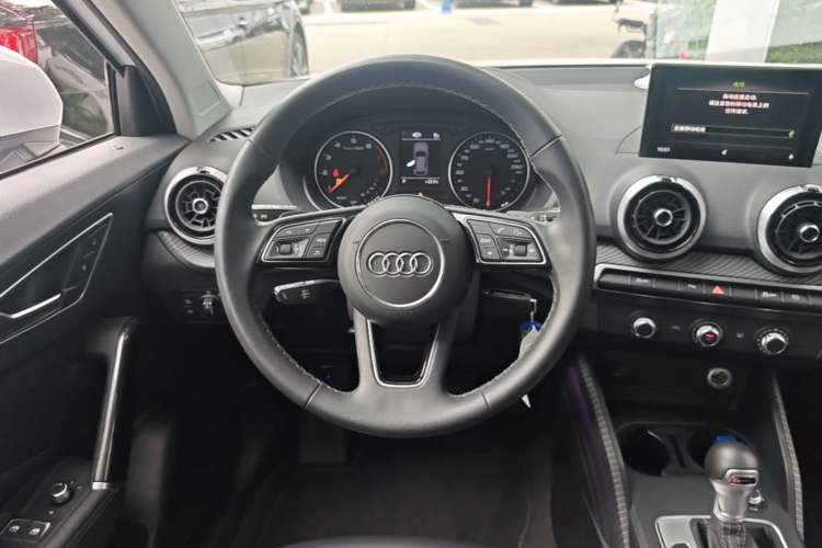 Used Audi Q2L 2023 35TFSI Advanced Elegant Model Steering Wheel