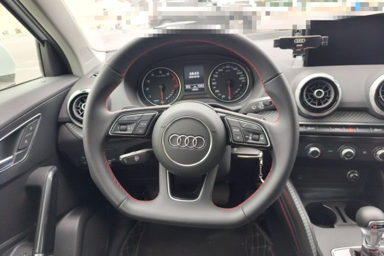 Used Audi Q2L 2023 35TFSI Progressive Dynamic Edition Steering Wheel