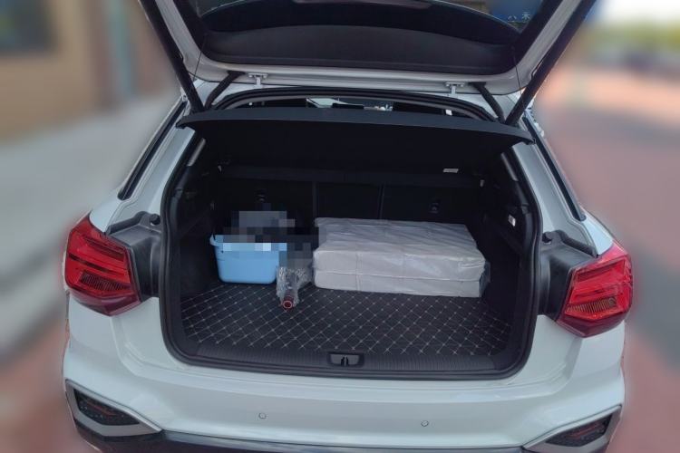 Used Audi Q2L 2023 35TFSI Fashionable and Elegant Model Trunk