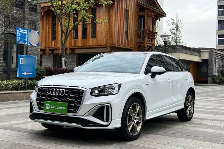 Used Audi Q2L 2023 35TFSI Fashion Dynamic Model Guazi used car, China used car export, Used car for sale, Used cars, Cheapest cars for sale