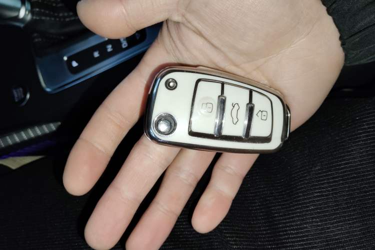 Used Audi Q2L 2023 35TFSI Fashion Dynamic Model Vehicle Key