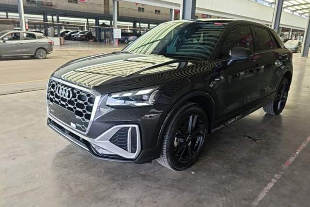 Audi Q2L 2024 35TFSI Ambition Dynamic Edition usata