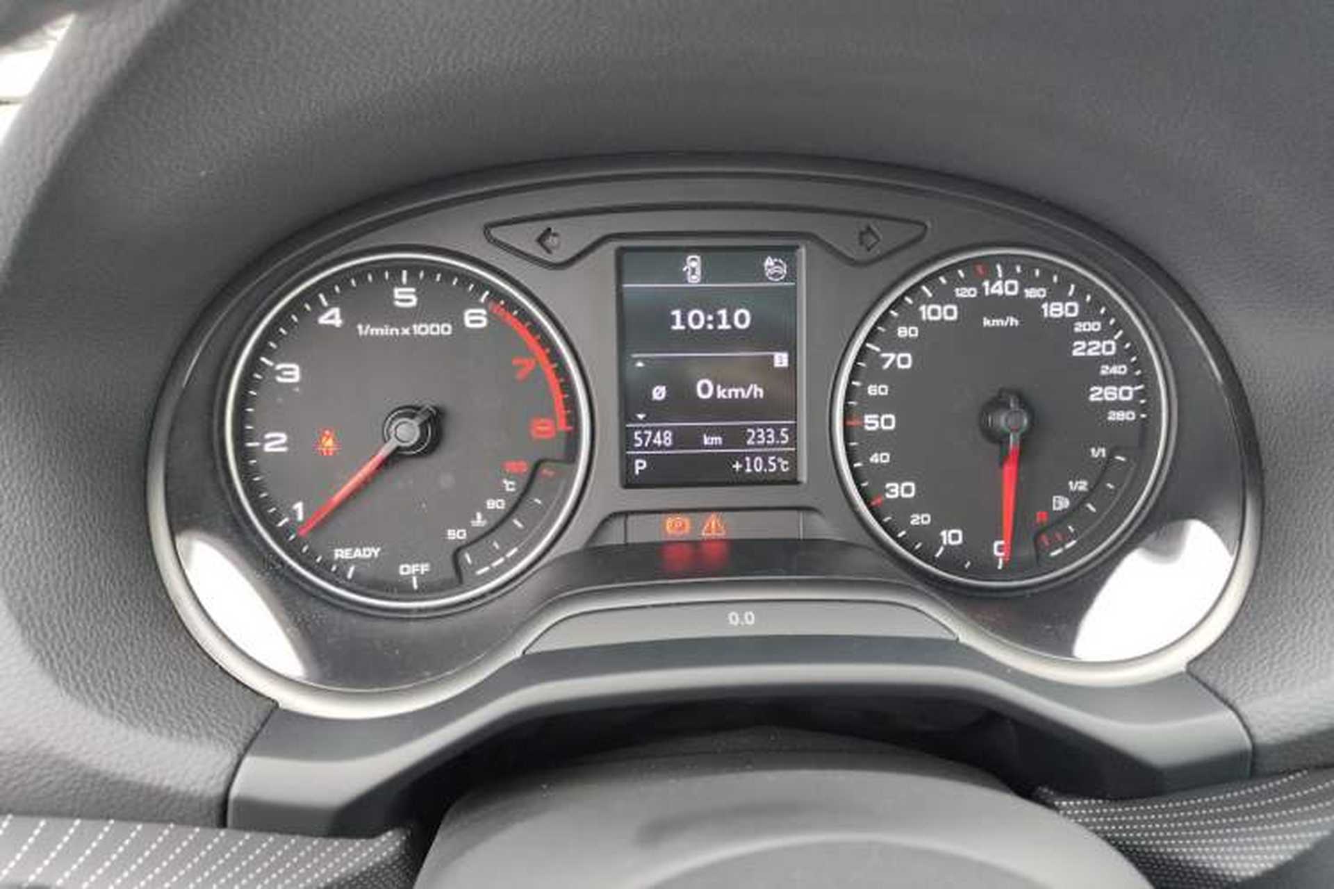 Used Audi Q2L 2024 35TFSI Fashionable and Dynamic Edition Instrument Cluster