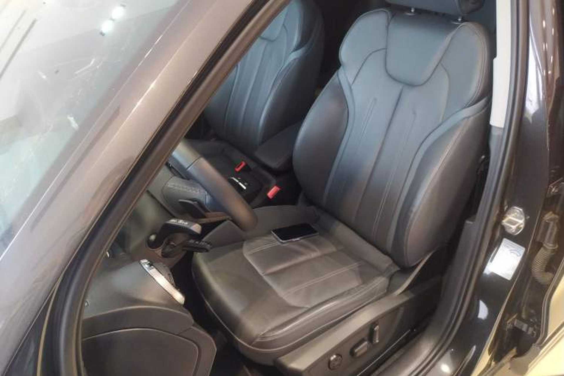 Used Audi Q2L 2024 35TFSI Fashionable and Elegant Version Left Front Seat