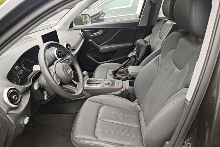 Used Audi Q2L 2024 35TFSI Fashionable and Elegant Version Left Front Seat