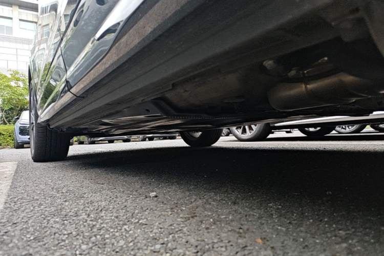 Used Audi Q2L 2024 35TFSI Fashionable and Elegant Version Left Side Sill