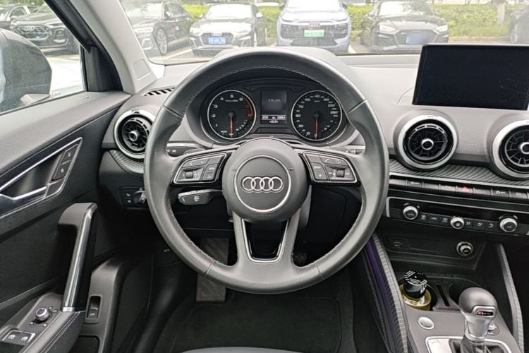 Used Audi Q2L 2024 35TFSI Fashionable and Elegant Version Steering Wheel