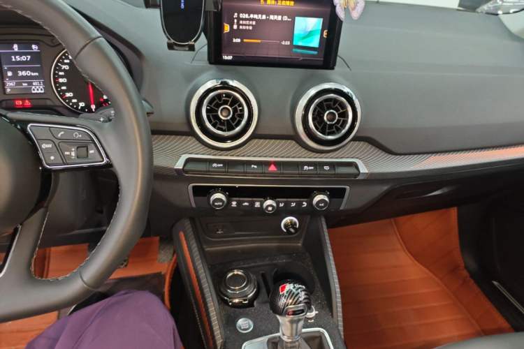 Used Audi Q2L 2024 35TFSI Fashionable and Dynamic Edition Audio And AC Panel