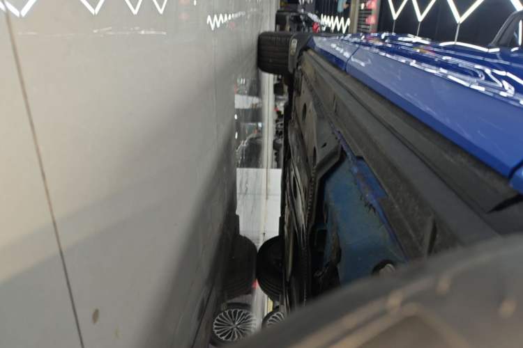 Used Audi Q2L 2024 35TFSI Fashionable and Dynamic Edition Left Side Sill